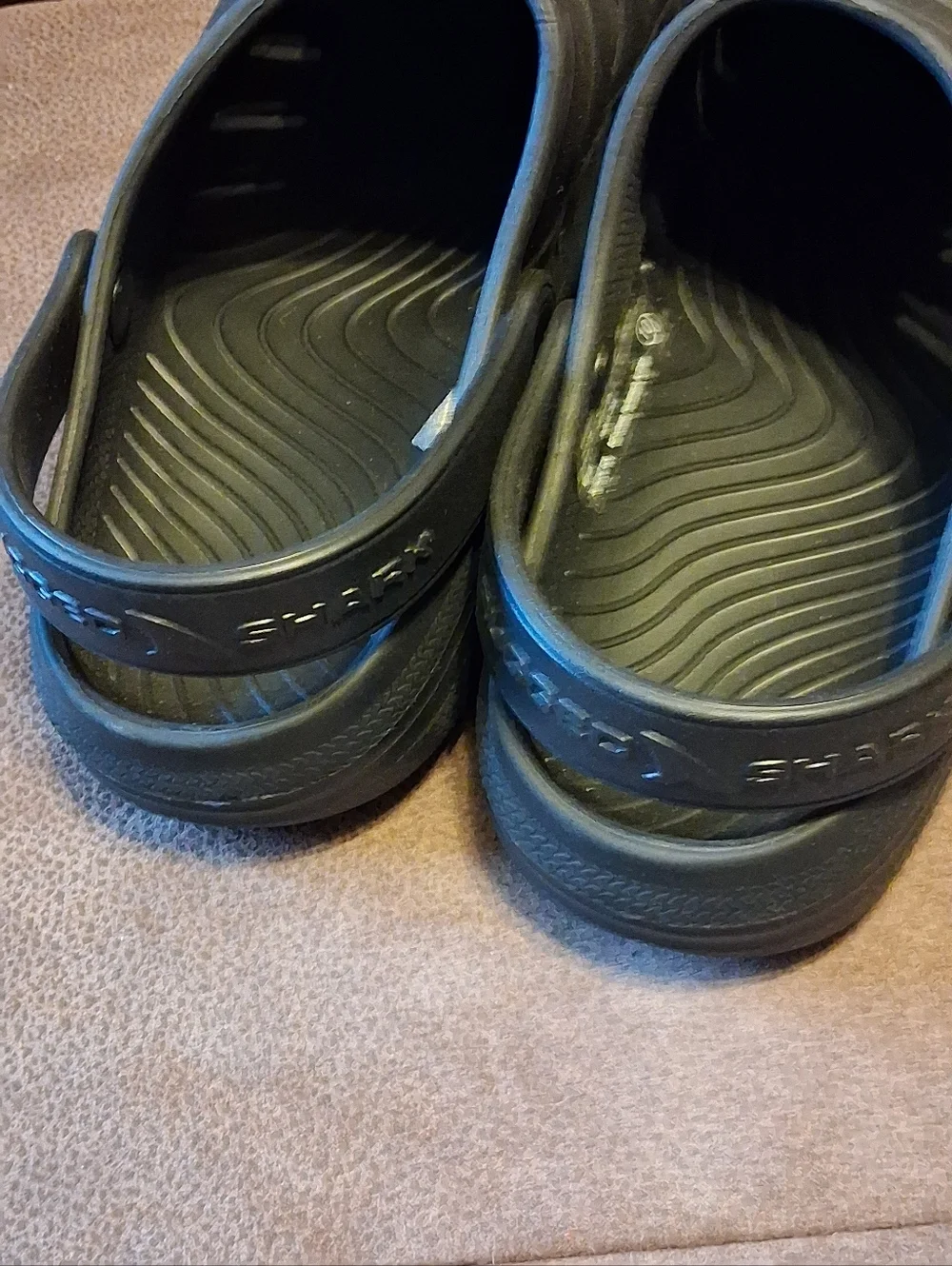 Rugged Shark Men's Black Slip-On Water-Resistant Clog Size 10